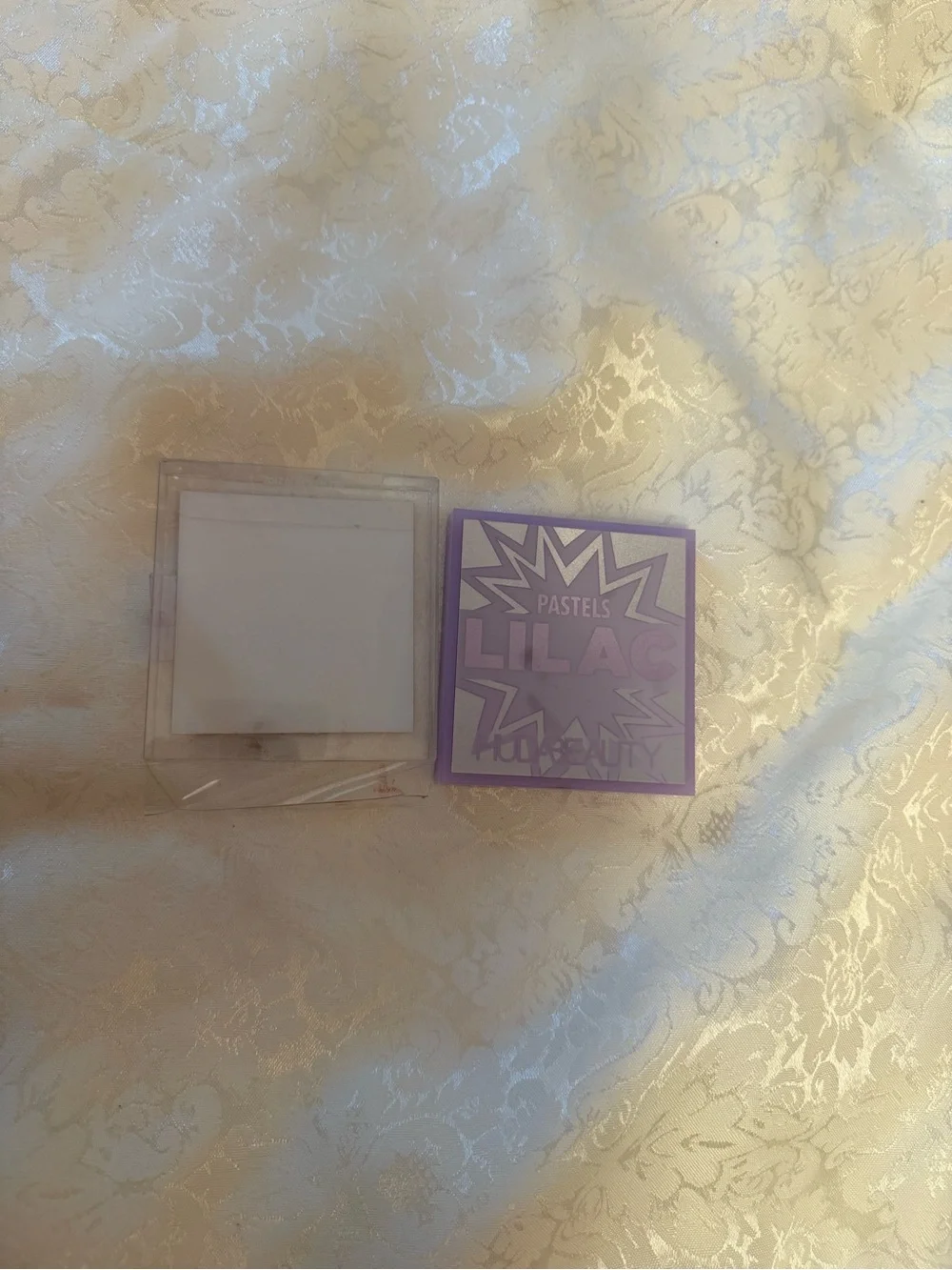 Huda Beauty Pastels Lilac Eyeshadow Palette Pressed Powder Shimmer Matte
